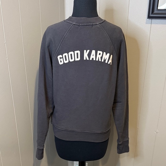 Spiritual Gangster Women’s XS Charcoal Rainbow Heart Crew Neck Sweater - Picture 5 of 7